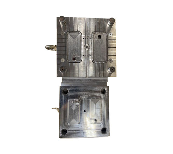 Spray Shielding Fixture for Plastic Injection Molding